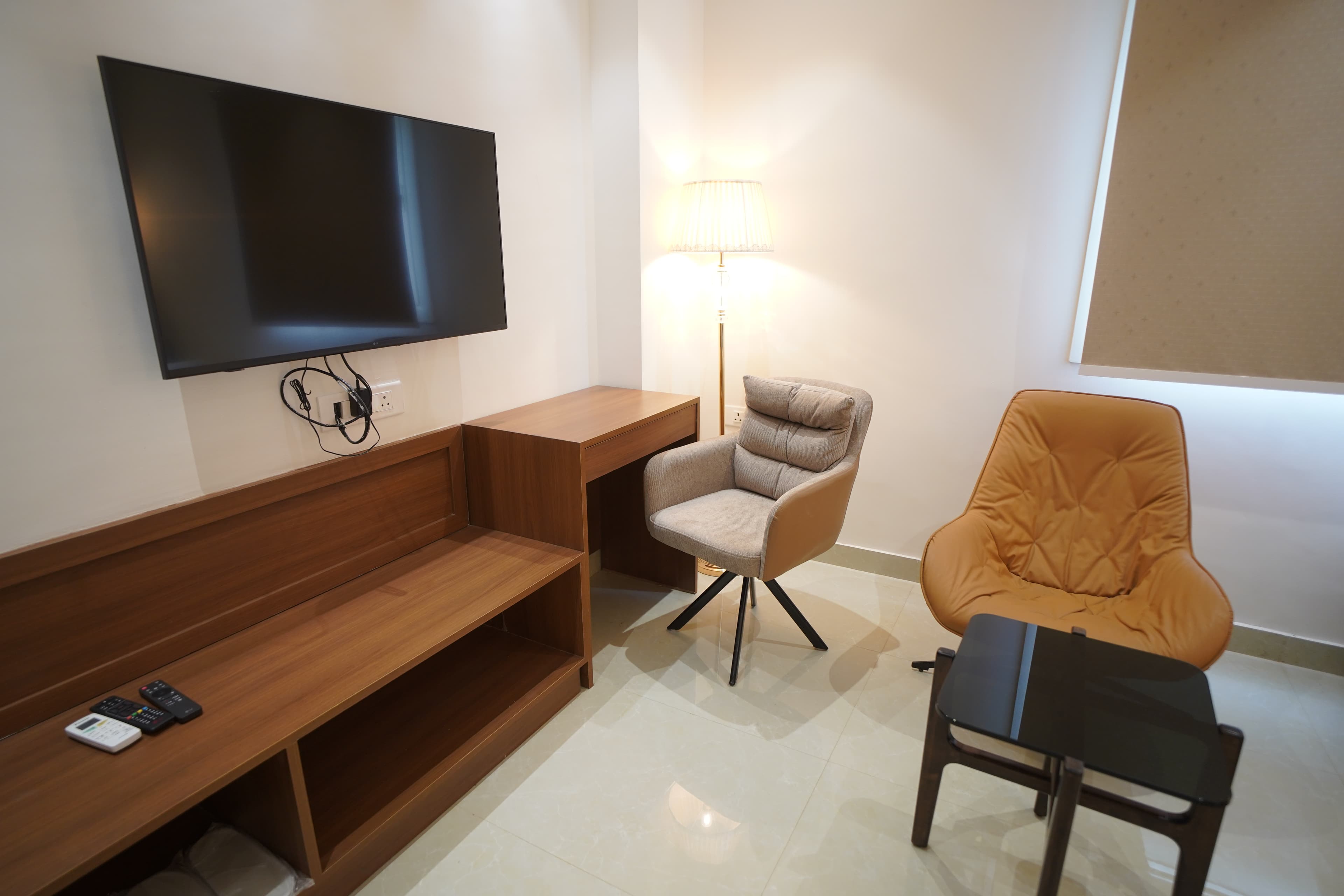 Premium Twin Bed view 4